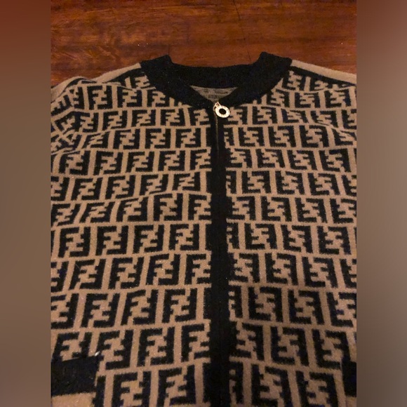 Fendi Signature Inspired Zip Up Sweater Cardigan - Picture 2 of 6